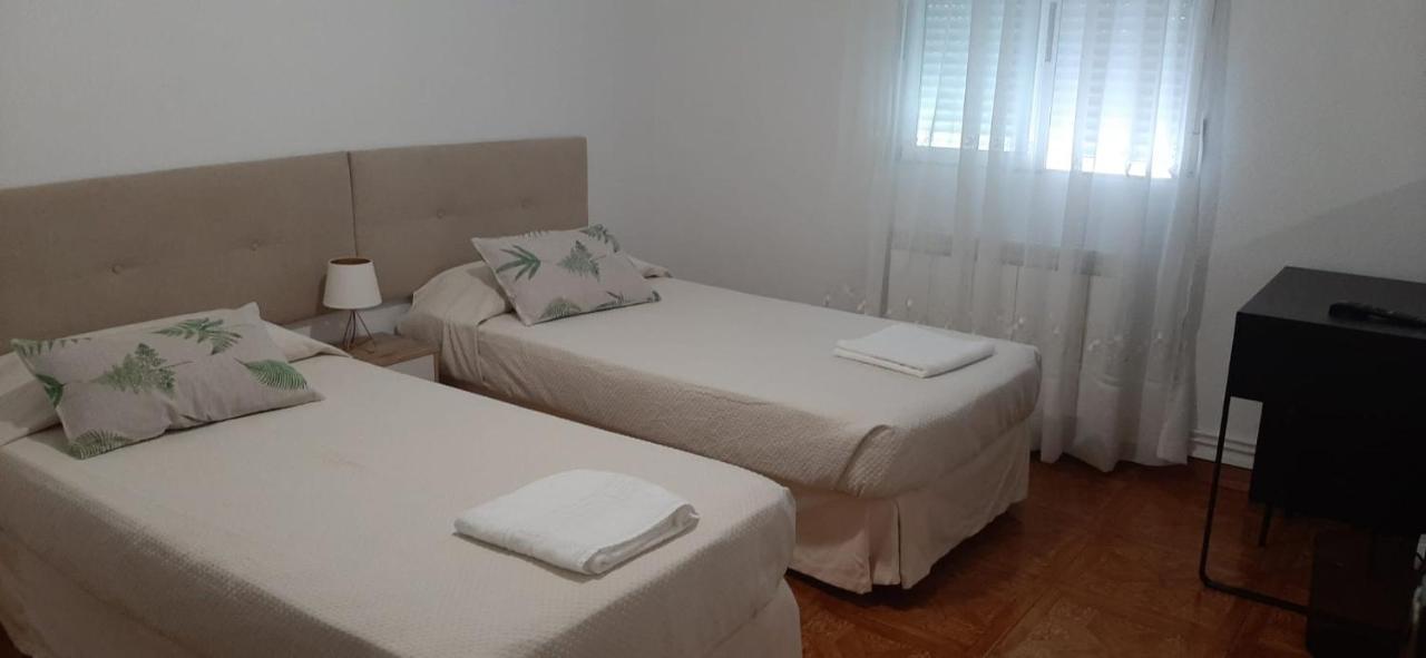 Alojamiento Casa Leon Santoña 외부 사진