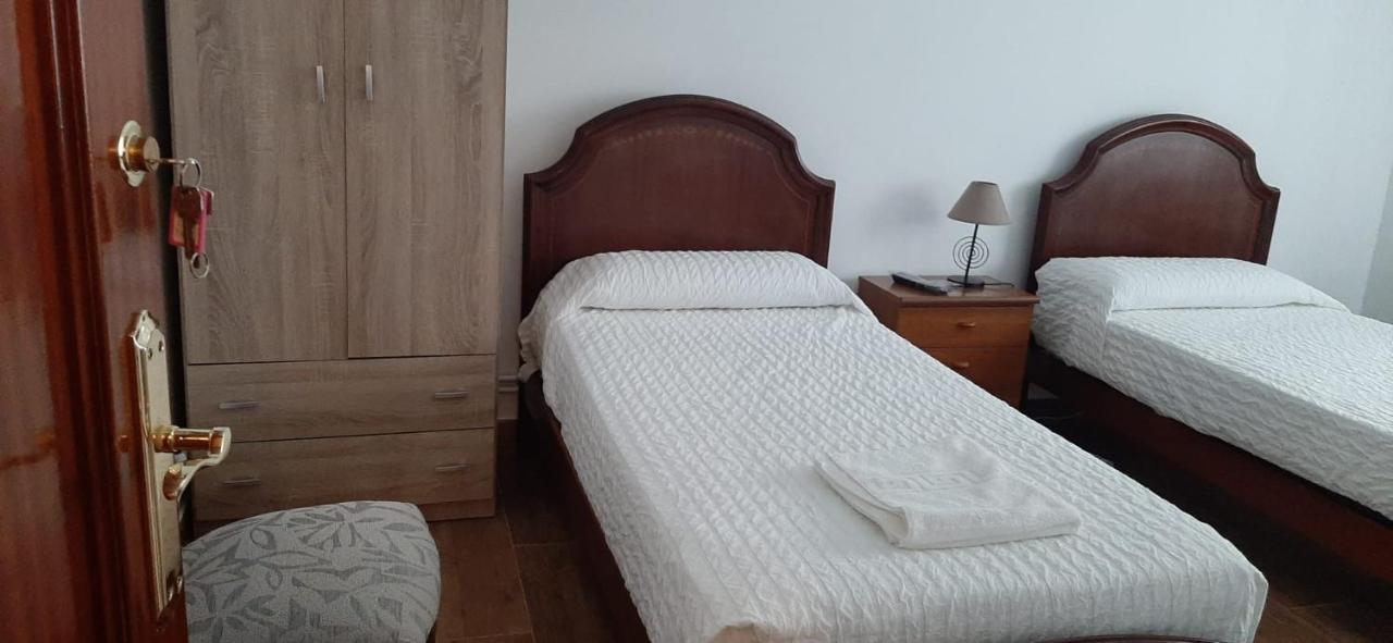 Alojamiento Casa Leon Santoña 외부 사진