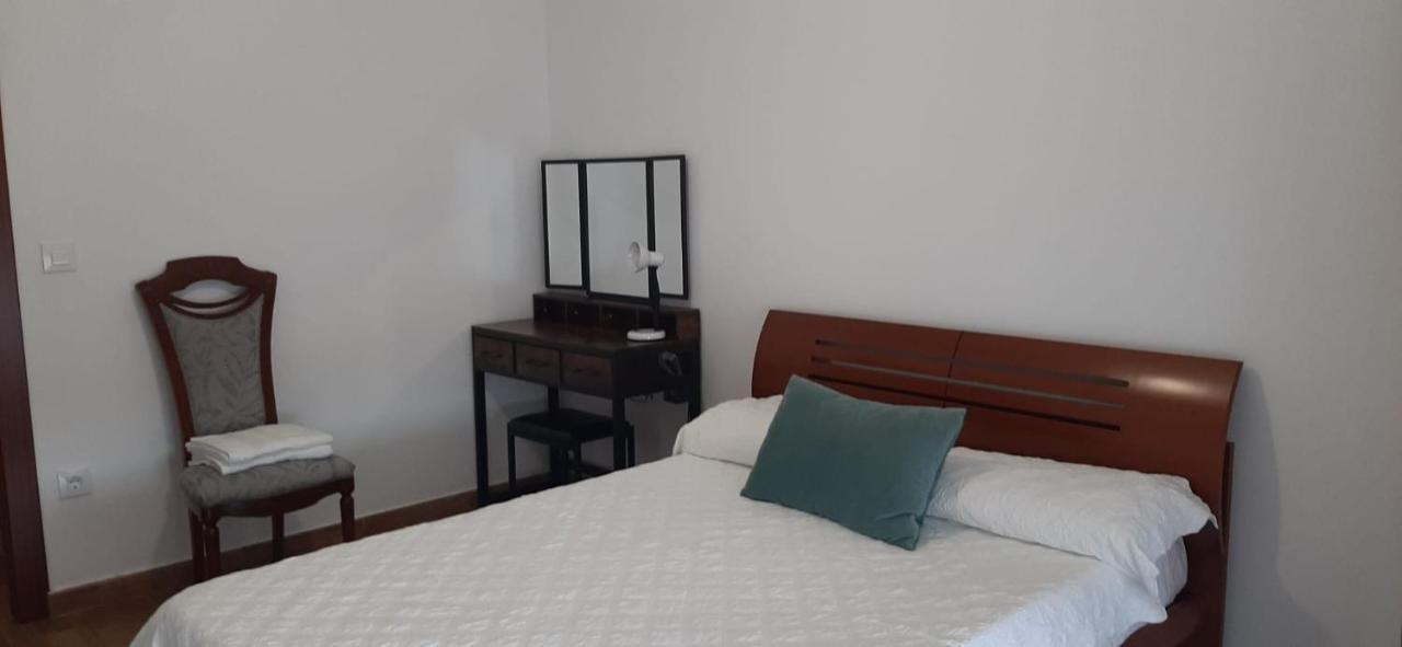 Alojamiento Casa Leon Santoña 외부 사진